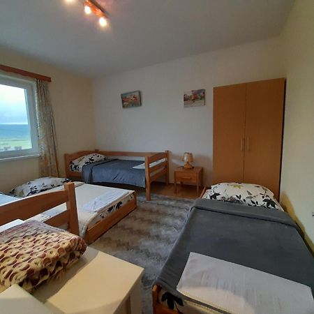 River Bank Apartments & Castle View بيهاتش المظهر الخارجي الصورة