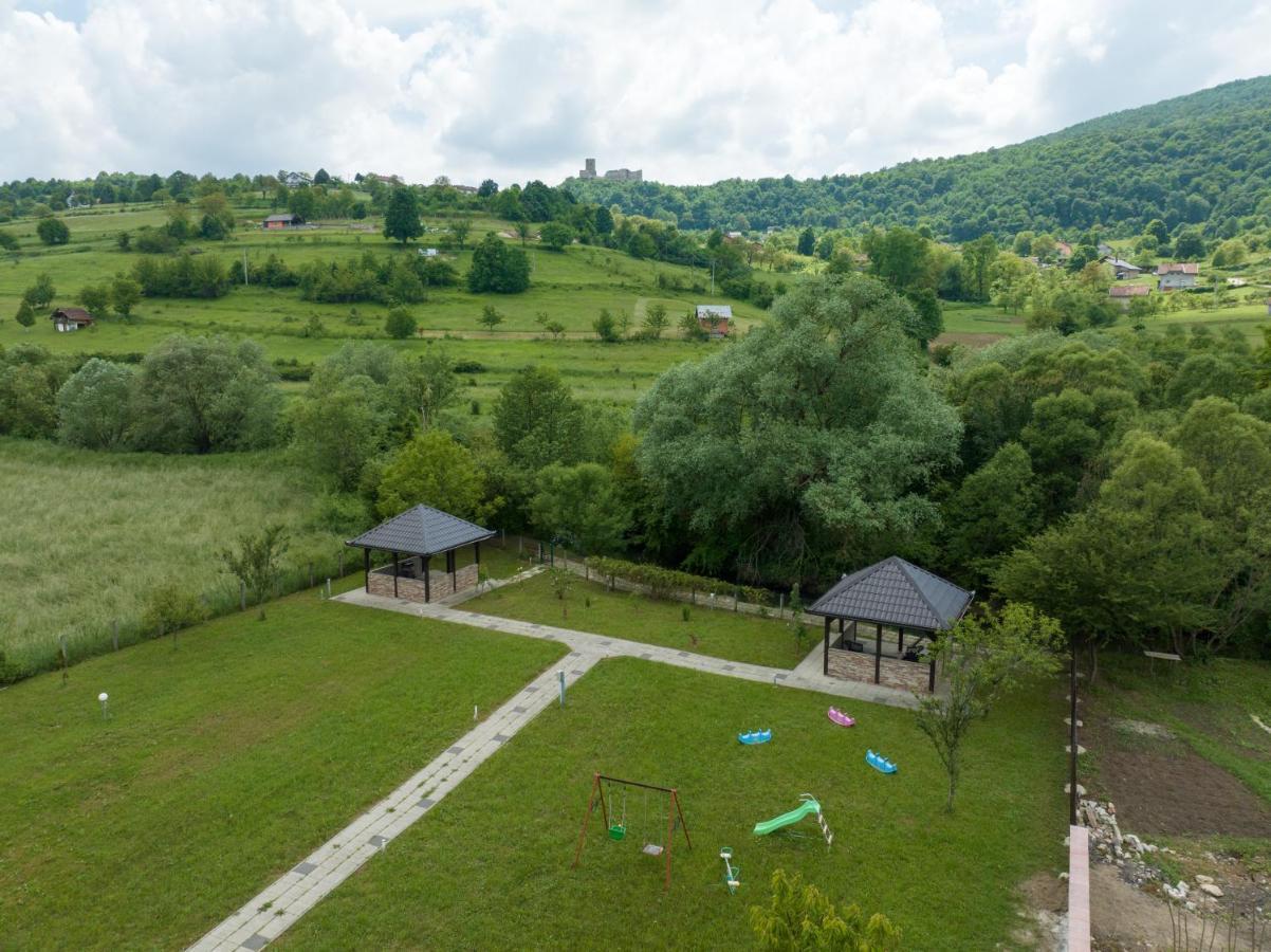 River Bank Apartments & Castle View بيهاتش المظهر الخارجي الصورة