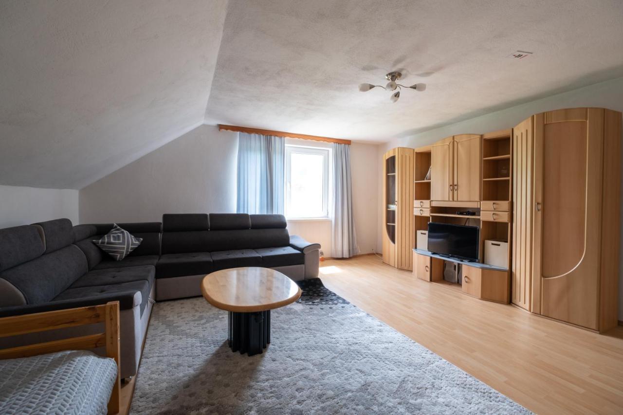 River Bank Apartments & Castle View بيهاتش المظهر الخارجي الصورة