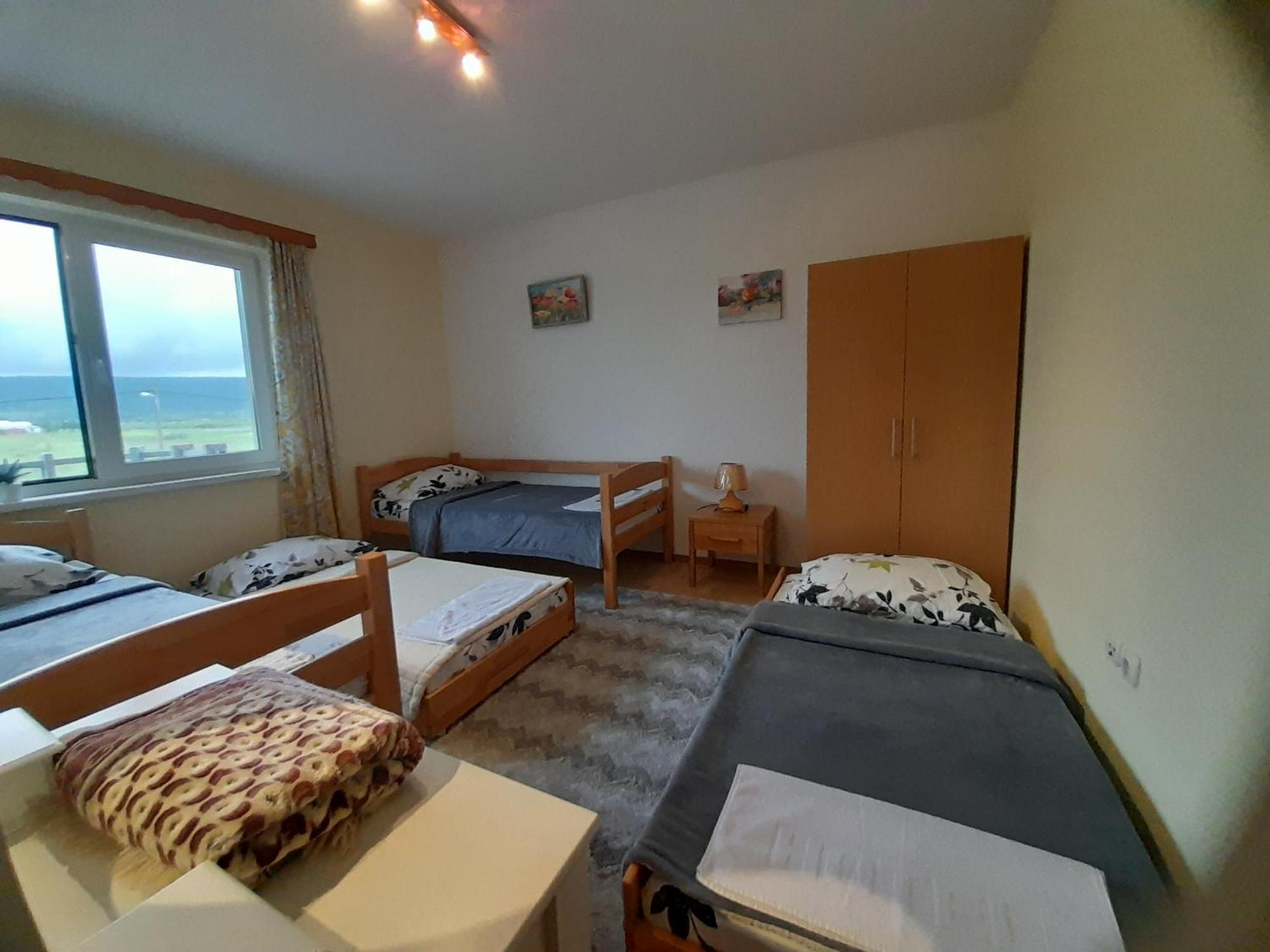 River Bank Apartments & Castle View بيهاتش المظهر الخارجي الصورة