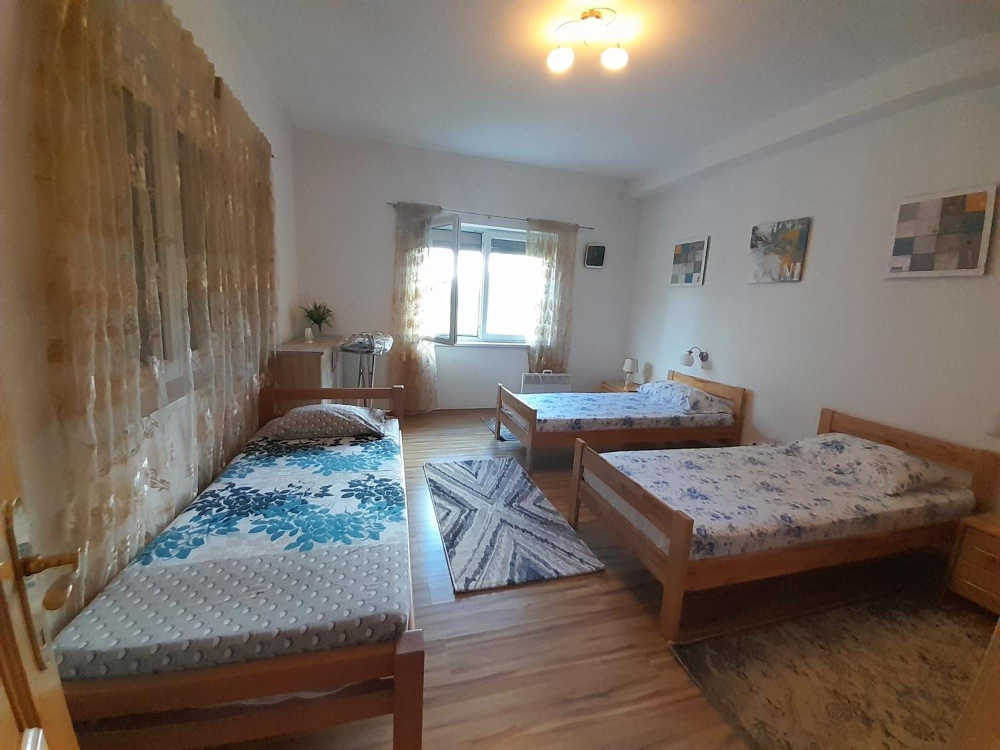 River Bank Apartments & Castle View بيهاتش المظهر الخارجي الصورة